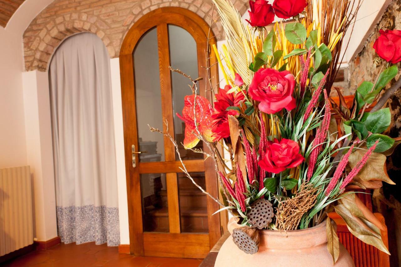 Agriturismo Podere Rondinaio Lamporecchio Zewnętrze zdjęcie